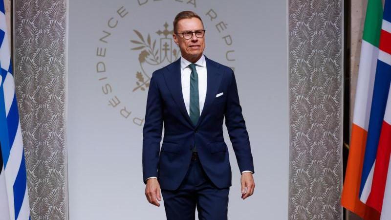 Politico: ЕС может назначить спецпредставителя для контактов с Россией по Украине