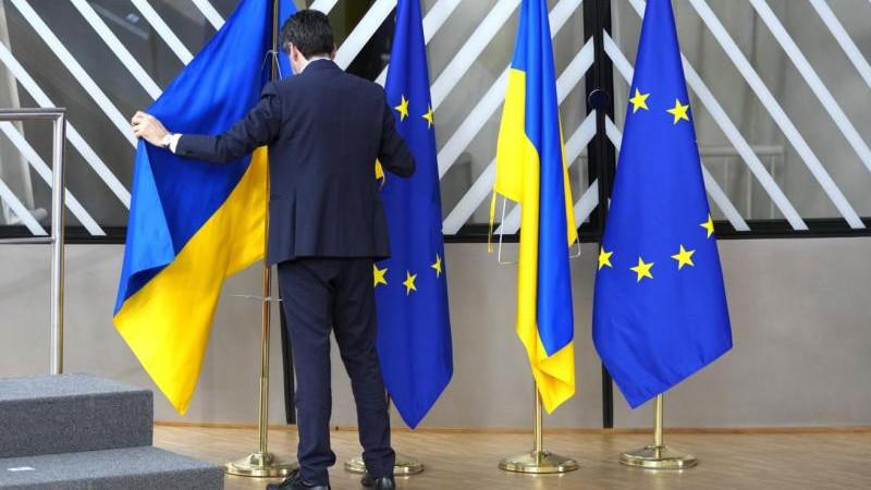 ЕС открыл переговоры о приеме Украины по второму из шести переговорных кластеров