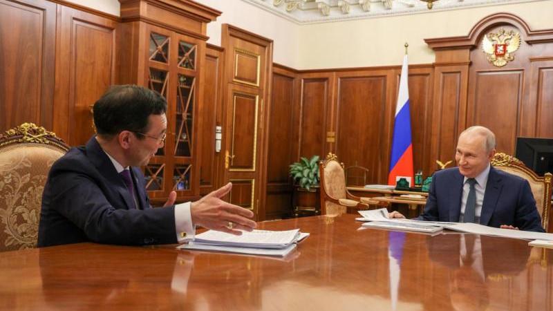 Путин пошутил, что в суровых условиях Якутии жулики не выживают
