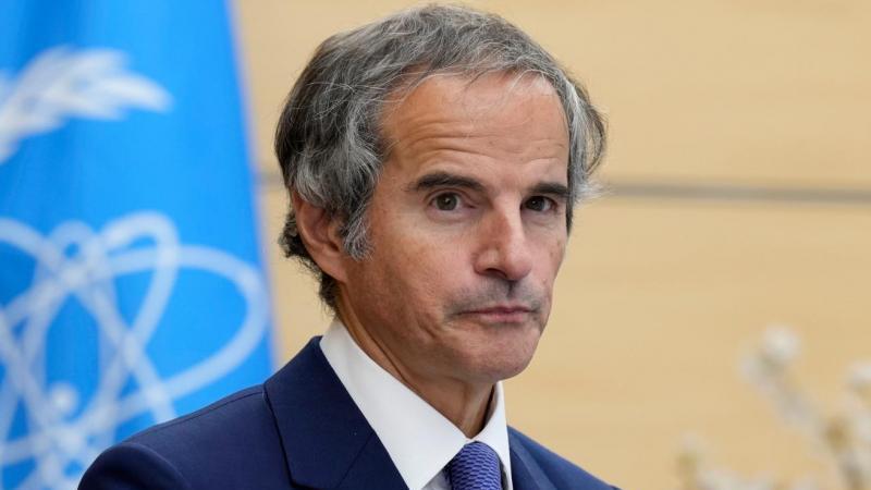 Гросси призвал Иран возобновить контакты по ядерной программе