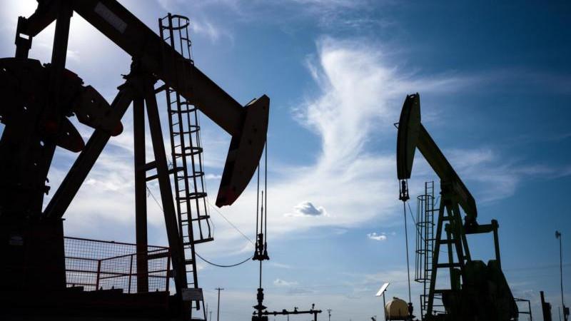 Стоимость нефти Brent впервые с 6 мая поднялась выше $109 за баррель