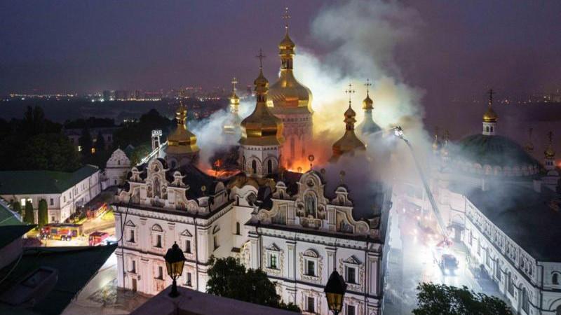 МО РФ: ЗРК Patriot поразил комплекс зданий Киево-Печерской лавры