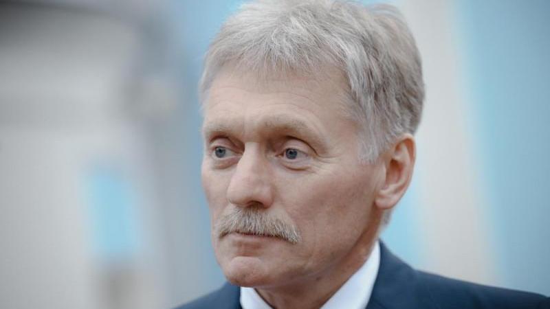 Песков отметил, что усилия США разбиваются о нежелание Зеленского идти на мир