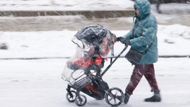 В России с 1 февраля проиндексируют более 40 различных выплат