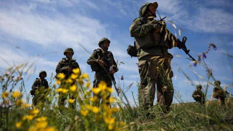 Суточные потери ВСУ в зоне спецоперации составили почти 1,3 тыс. военных