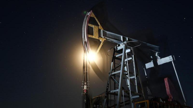 Цена нефти Brent впервые с 15 сентября поднялась выше $109 за баррель