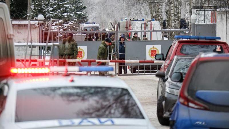 При разборе завалов здания в Ленобласти обнаружены тела трех человек