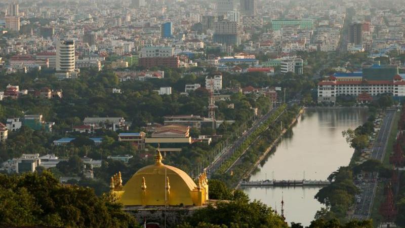 Бывший президент Мьянмы Вин Мьин освобожден по амнистии