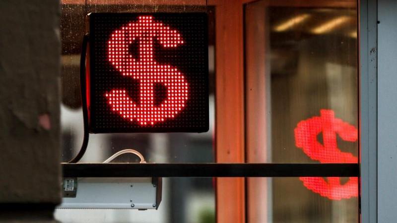 Курс доллара на Forex впервые с 19 марта поднялся выше 86 рублей