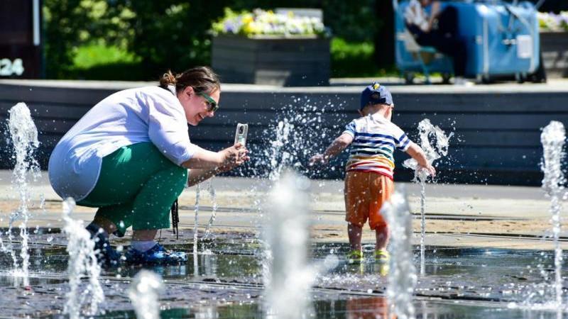 Ежегодную семейную выплату в России получили 1,2 млн родителей