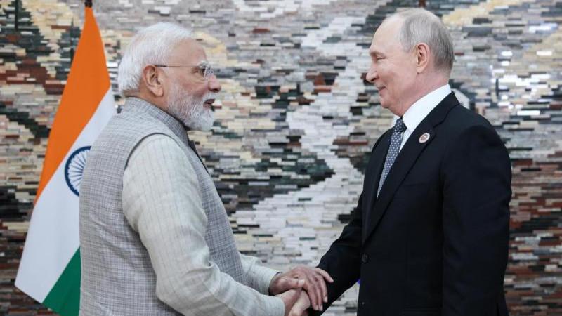 Путин направил Моди поздравление с днем рождения