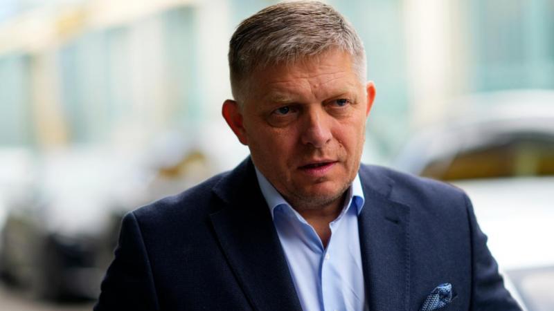 Фицо сообщил о планах посетить Украину 18 сентября