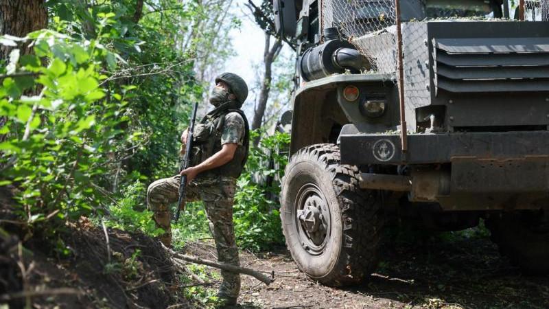 Суточные потери ВСУ в зоне спецоперации составили почти 1,5 тыс. военных
