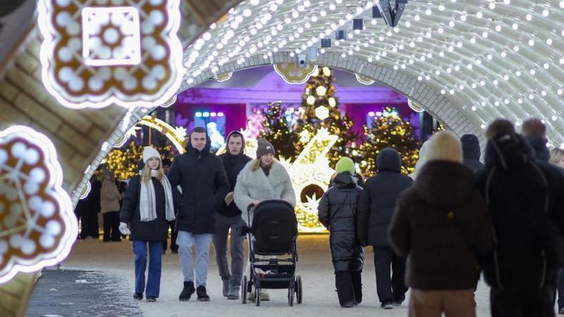 Предстоящие новогодние каникулы в России продлятся 11 дней