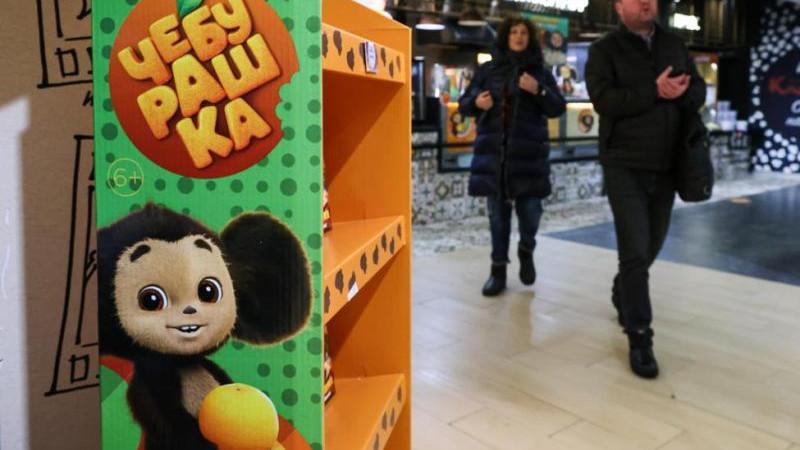 "Чебурашка-2" в третий раз возглавил кинопрокат России за выходные