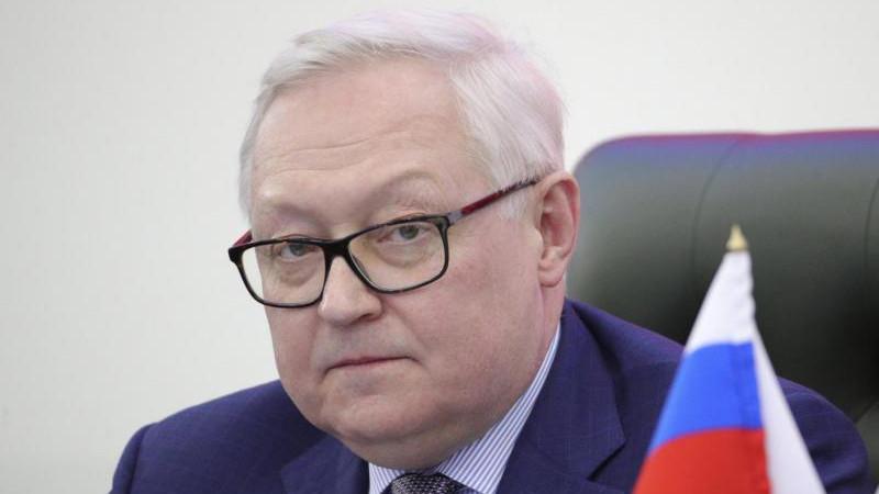 Рябков констатировал усиление рисков "лобовой сшибки" НАТО и России