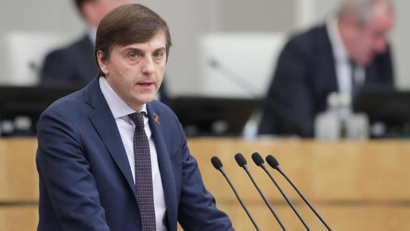 Кравцов назвал физкультуру не менее важной дисциплиной, чем предметы ЕГЭ