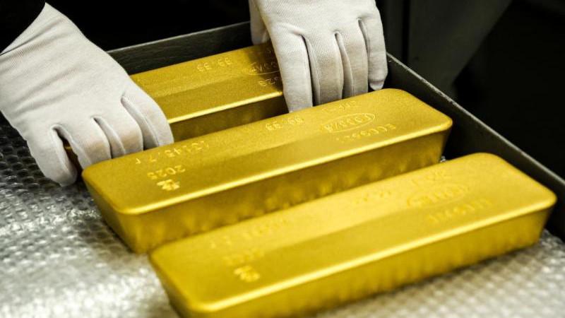 Стоимость золота впервые с 2 июня поднялась выше $4 550
