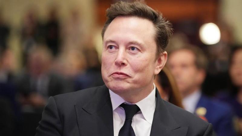 Маск намерен подарить по акции SpaceX каждому ребенку в США