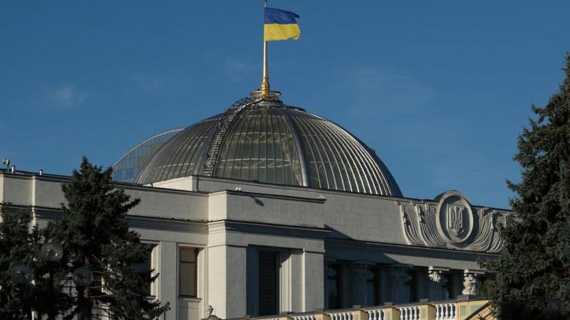 На Украине призвали к мобилизации женщин на тыловые должности