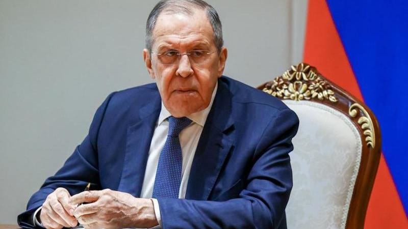 Лавров отметил, что в Японии активизировались разговоры о пересмотре неядерного статуса