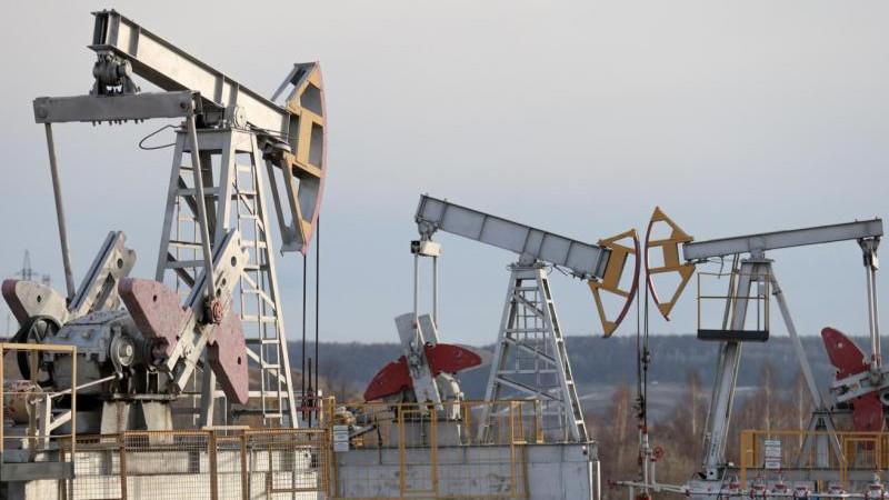 Китай в январе - феврале нарастил закупки нефти у России на 41%