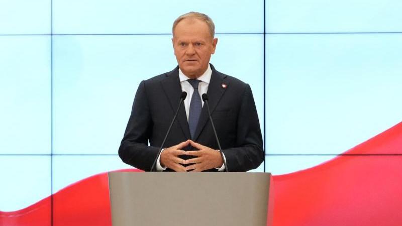 Туск: Польша готова обеспечить для Венгрии маршруты поставок энергоносителей