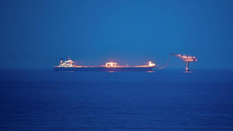 Новак заявил, что мировые рынки не смогут справиться без нефти из РФ