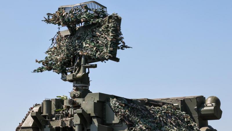 Российские средства ПВО нейтрализовали 917 дронов ВСУ