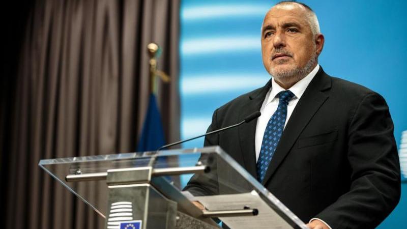 Лидер правящей партии Болгарии поздравил Радева с победой на выборах