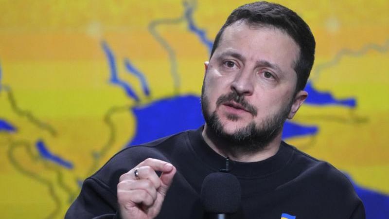 Зеленский выступил с очередными угрозами в адрес Белоруссии
