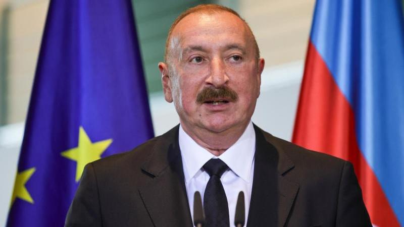 Алиев: Азербайджан готов поставлять в ФРГ нефть в необходимых объемах