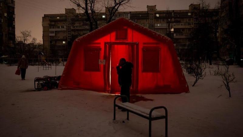 Bloomberg: Европа тайно передает Украине оборудование для прохождения зимы