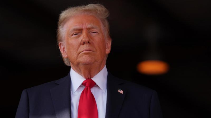 Трамп заявил, что Зеленский должен стремиться к урегулированию конфликта