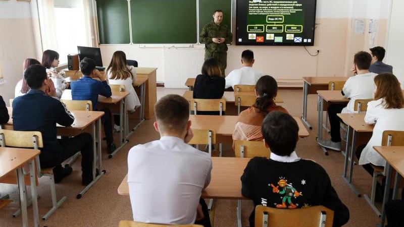 ФГОС обязал учеников 10-11-х классов знать 1,5 тыс. иностранных слов