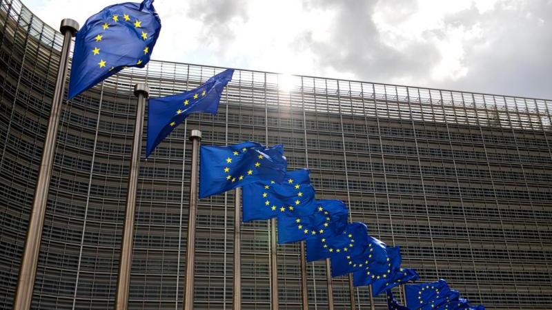 Euractiv: Латвия выступила против отмены санкций против Усманова и Фридмана