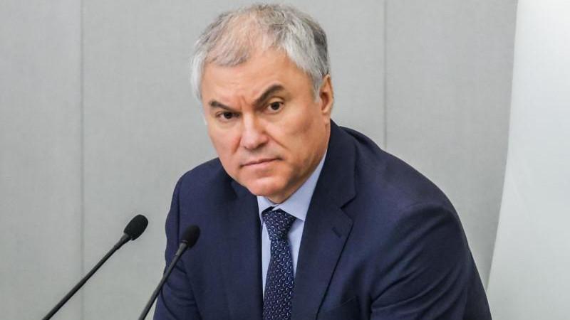 Володин резко высказался о Мерце, назвав его "недоканцлером"