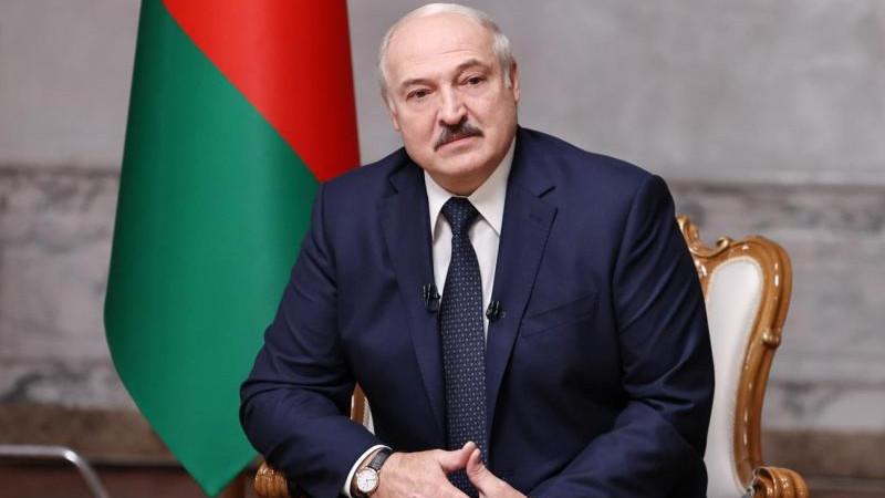 Лукашенко потребовал \