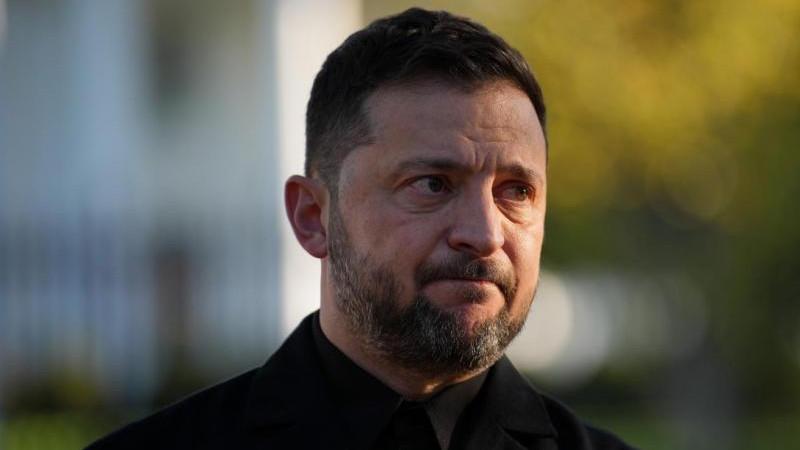 Зеленский признал, что суда не могут зайти в украинские порты