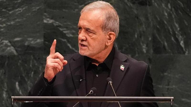Пезешкиан заявил, что Тегеран не против диалога с Вашингтоном ради мира