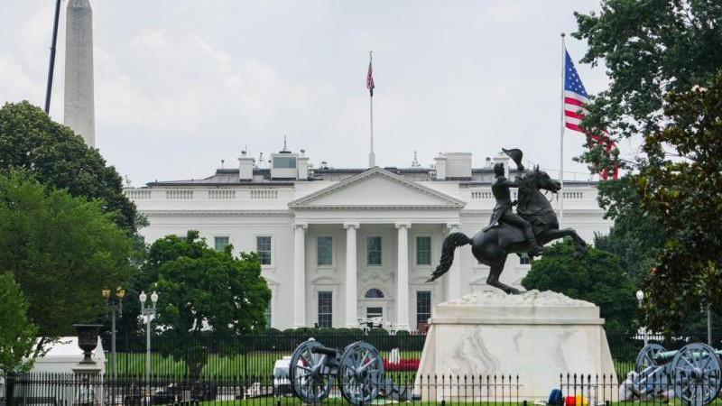 Reuters: США введут новые пошлины в отношении 60 стран