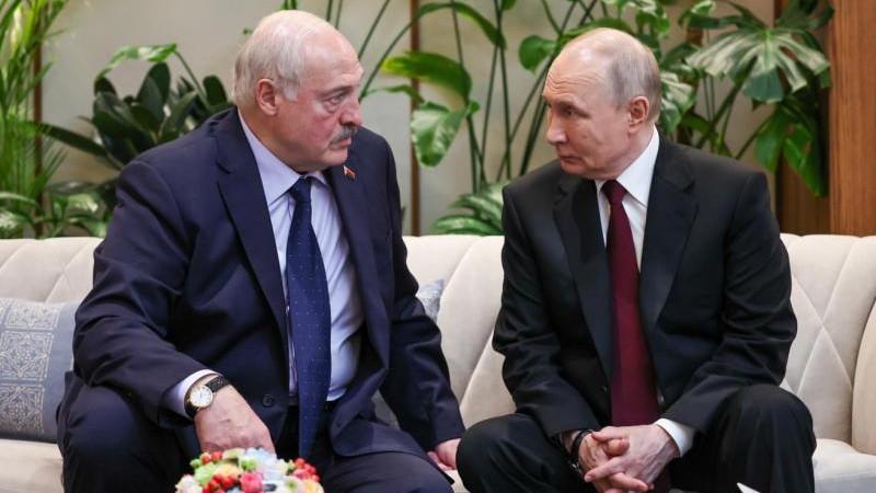 Лукашенко заявил, что в ближайшее время встретится с Путиным и Мишустиным