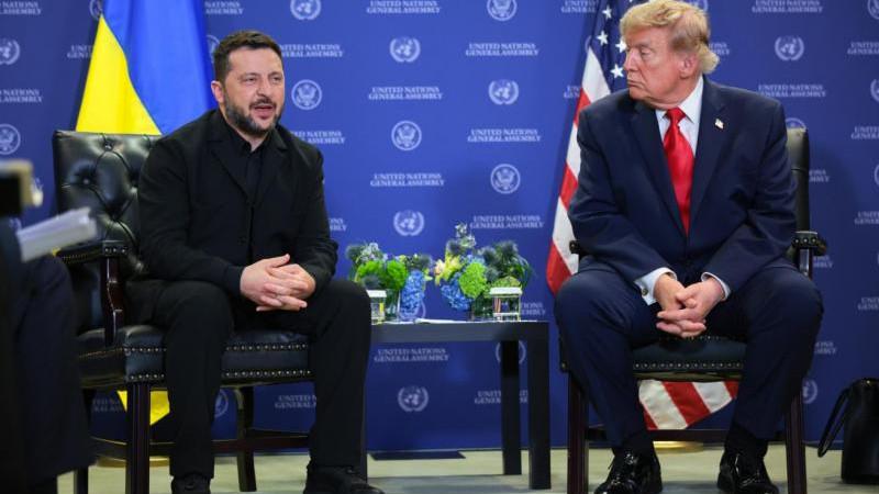 Bloomberg: Трамп призвал Зеленского посетить Москву