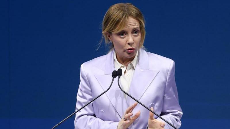 Премьер Италии назвала ЕС недальновидным бюрократическим гигантом