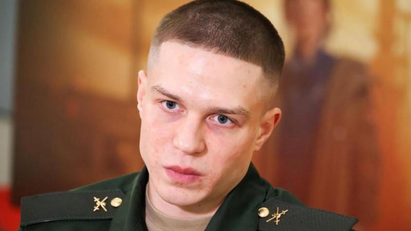 Актер Глеб Калюжный завершил службу в армии