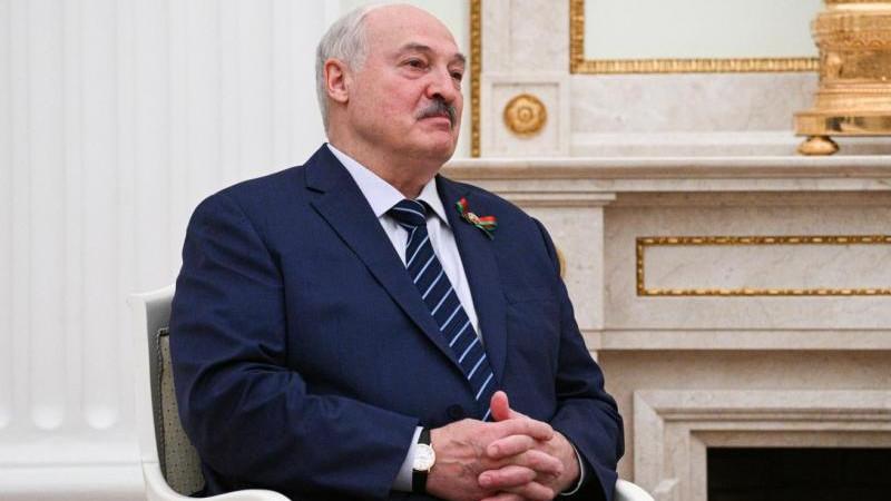 Лукашенко отметил, что с участием Белоруссии качество войны изменится