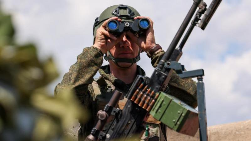 Суточные потери ВСУ в зоне спецоперации составили около 1 405 военных