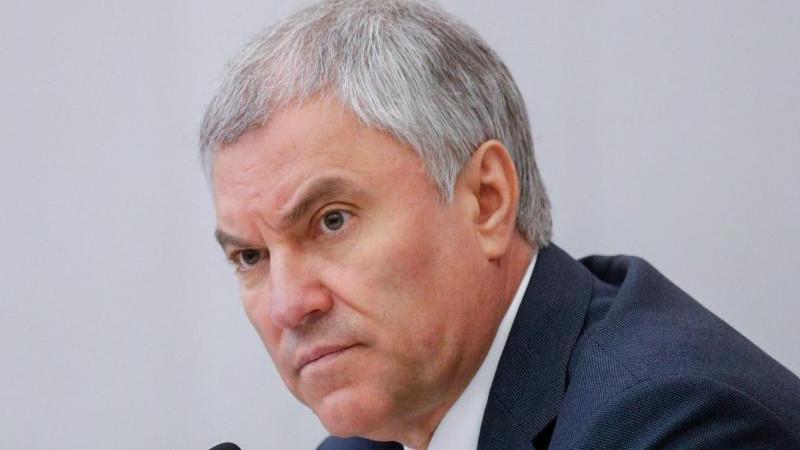 Володин призвал россиян доверять только официальным источникам