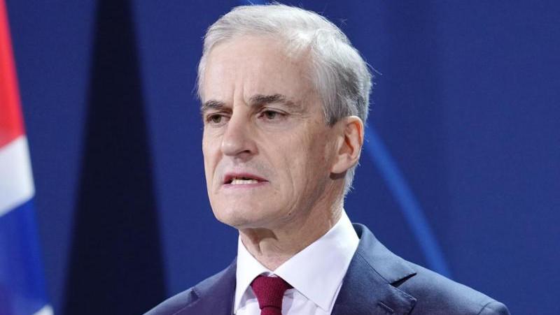 Премьер Норвегии раскрыл продолжительность разговора с президентом РФ