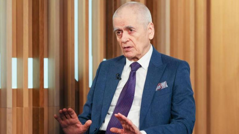 Онищенко призвал граждан РФ воздержаться от поездок в Африку